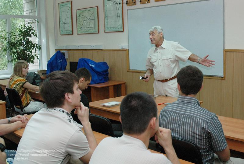 23.07.09     Первая международная летняя школа GEM-2009, фотография: В. Невидимов