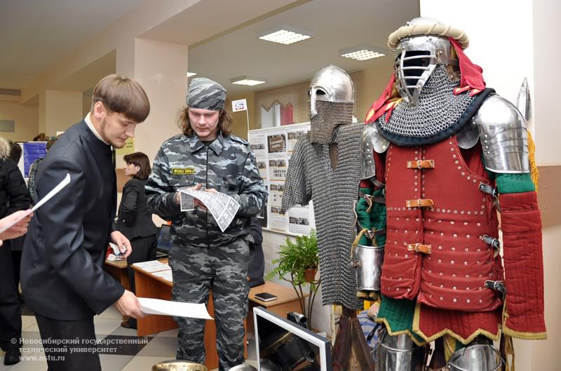 27.11.09     В НГТУ пройдет выставка-ярмарка «Молодой Новосибирск», фотография: В. Кравченко