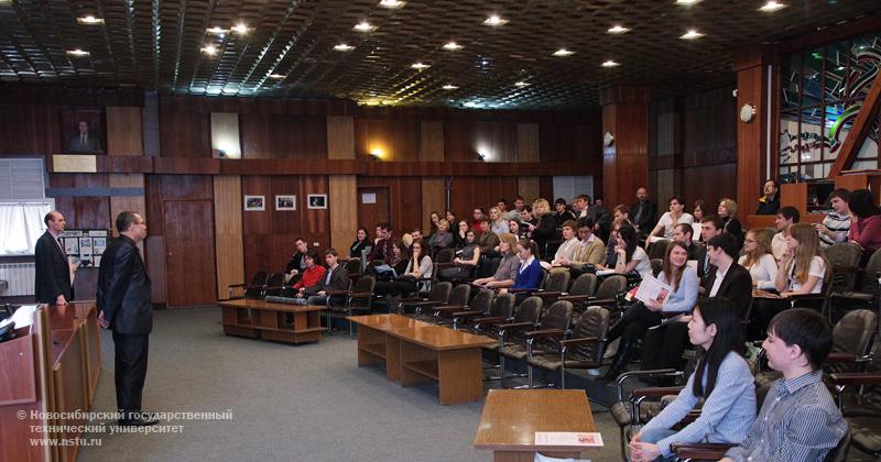 14.03.11     14 марта - открытие Дней студенческой науки-2011 в НГТУ, фотография: В. Невидимов