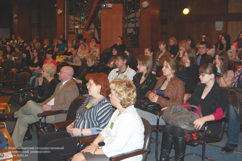 20.04.11     20-21 апреля в НГТУ пройдет Международная конференция «Межкультурная коммуникация: лингвистические и лингводидактические аспекты», фотография: О. Воробьева