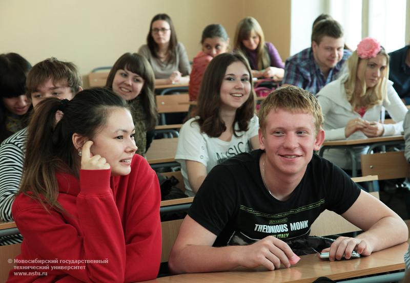 29.04.11     29 апреля в НГТУ пройдет городская олимпиада по русскому языку и культуре речи для студентов технических специальностей, фотография: В. Невидимов