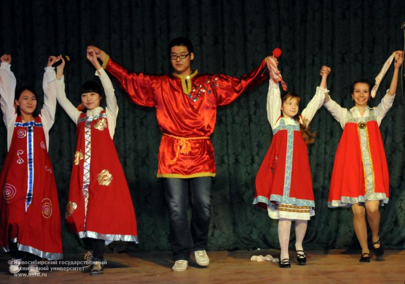 24.04.12     15-й Международный фестиваль национальных культур «Дружба» , фотография: В. Кравченко