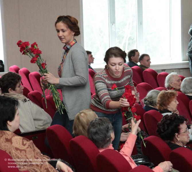 7.05_Торжественное собрание, посвященное Дню Победы, фотография: В. Невидимов