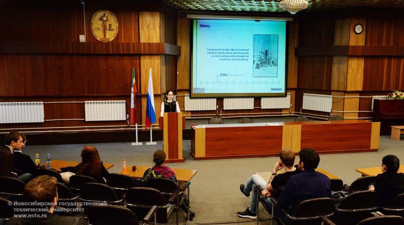 18.03.14     18 марта студенты и выпускники технических специальностей приглашаются на презентацию компании «Шлюмберже» , фотография: В. Невидимов