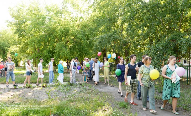 18.06.14     18 июня состоялось торжественное открытие Первого студенческого парка НГТУ , фотография: В. Невидимов