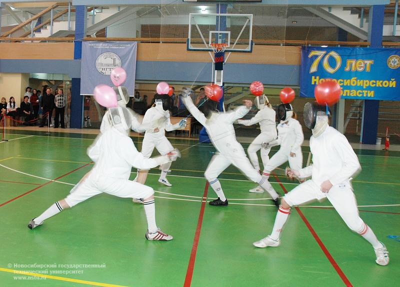 НГТУ День открытых дверей-2008, фотография: В. Невидимов